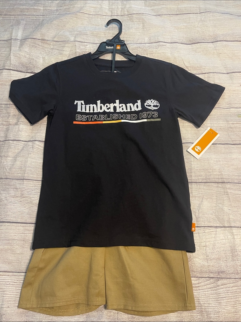 New boys Timberland short set Black Tee with tan shorts Logo size 10